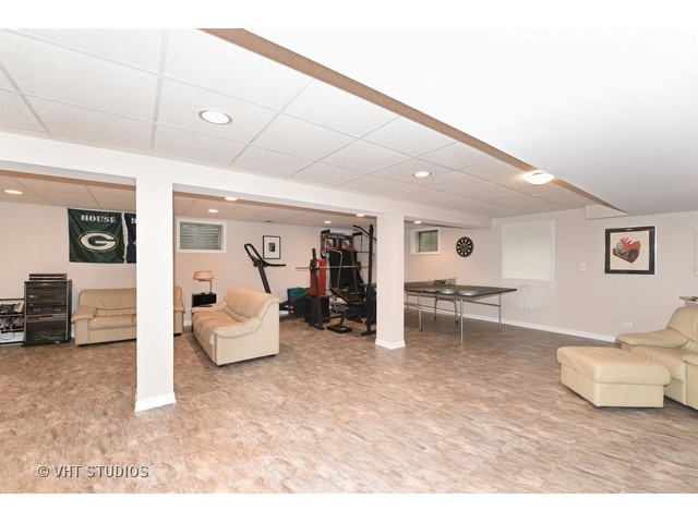 6620 Western Ave, Willowbrook, IL 60527 photo 11