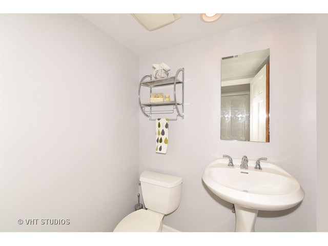 6620 Western Ave, Willowbrook, IL 60527 photo 21