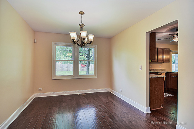 4200 Crimson Dr, Hoffman Estates, IL 60192 photo 9