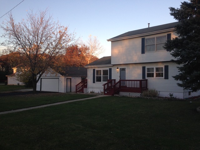 861 Cherry St, Addison, IL 60101 photo 1