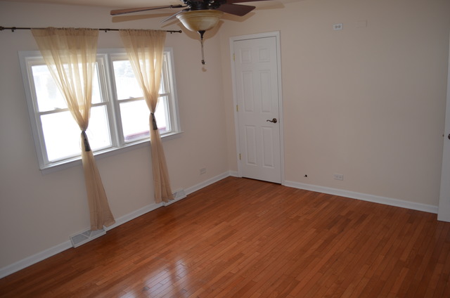 861 Cherry St, Addison, IL 60101 photo 14