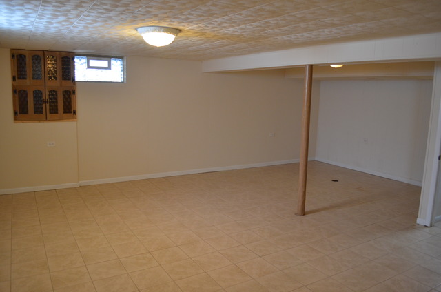 861 Cherry St, Addison, IL 60101 photo 17