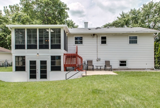 1139 E Juniper Ln, Mount Prospect, IL 60056 photo 16