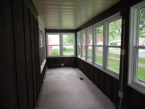 840 S 7th Ave, Kankakee, IL 60901 photo 2