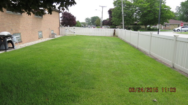 8052 S Oketo Ave, Bridgeview, IL 60455 photo 8