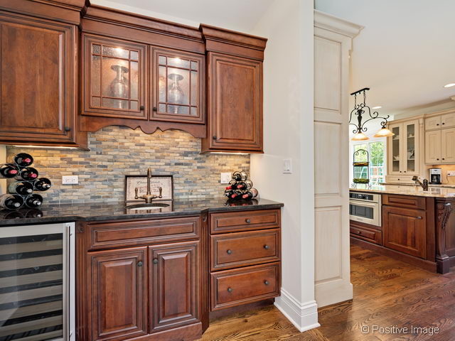 815 W Elm St, Wheaton, IL 60189 photo 11