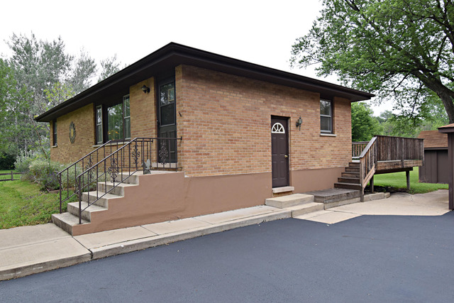 4 N355 Walter Rd, Addison, IL 60101 photo 2