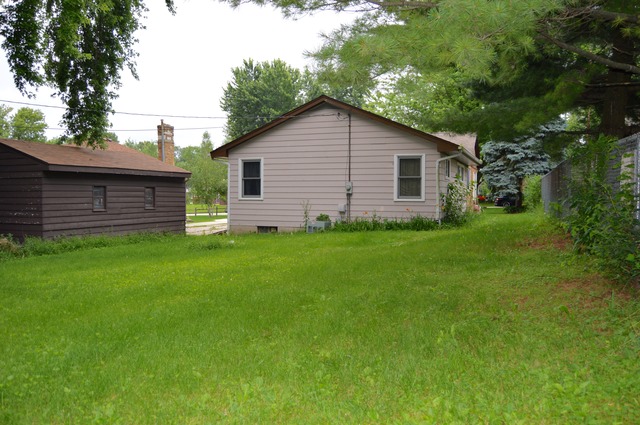 190 S Lyle Ave, Elgin, IL 60123 photo 17