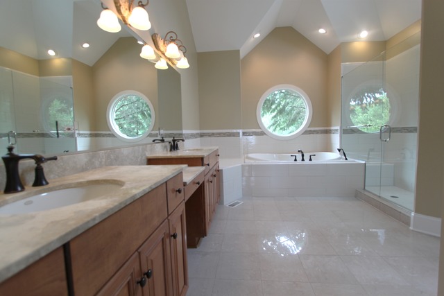 13245 Lakeshore Dr, Plainfield, IL 60585 photo 9
