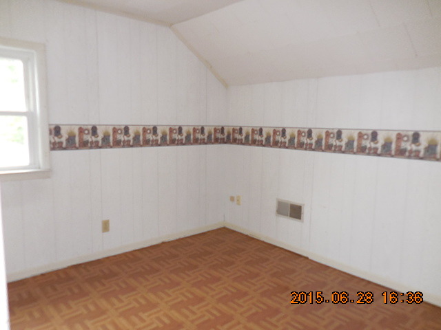422 S Pine St, Buda, IL 61314 photo 9