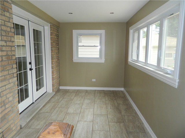 8317 W Park Ave, Niles, IL 60714 photo 14