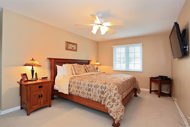1435 Hackberry Rd, Deerfield, IL 60015 photo 6