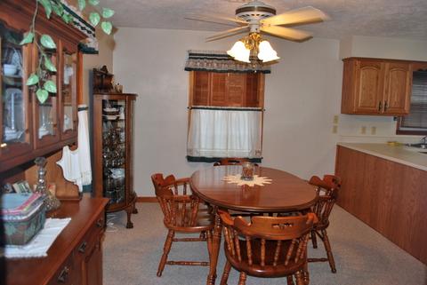 202 S Pine St, Gardner, IL 60424 photo 6