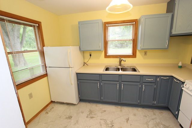 2203 Willow Ln, Mchenry, IL 60050 photo 9