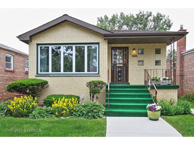 1355 E 90th St, Chicago, IL 60619 photo 1