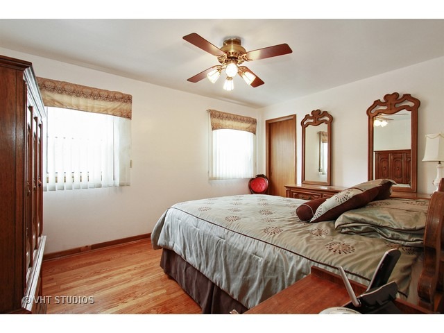 1355 E 90th St, Chicago, IL 60619 photo 10
