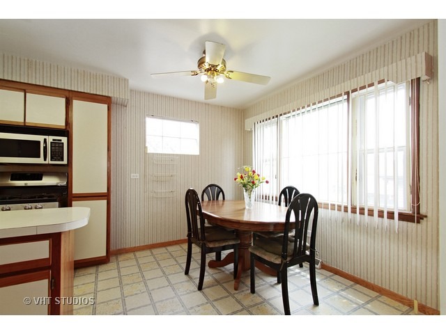 1355 E 90th St, Chicago, IL 60619 photo 5