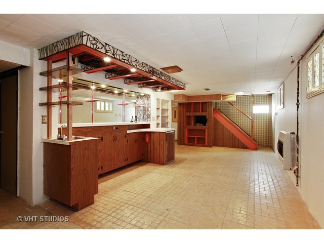 1355 E 90th St, Chicago, IL 60619 photo 8