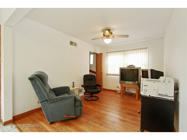 1355 E 90th St, Chicago, IL 60619 photo 6