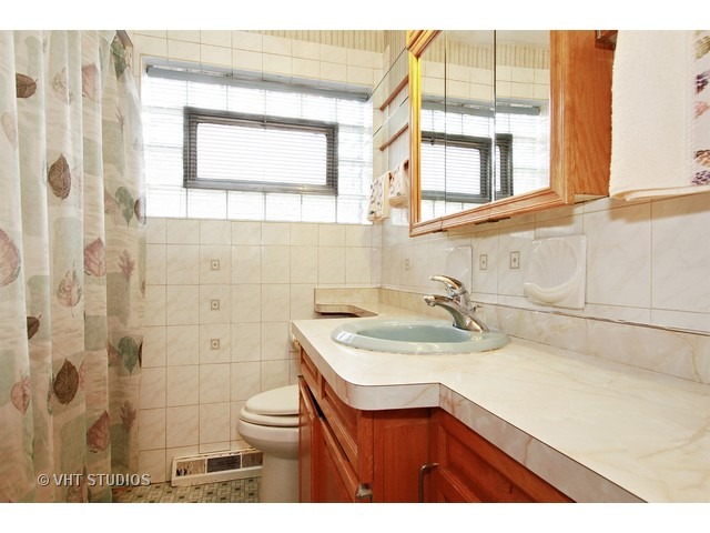 1355 E 90th St, Chicago, IL 60619 photo 14