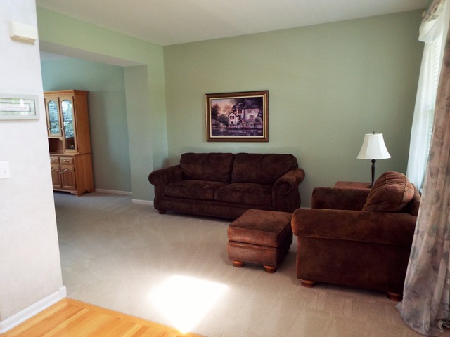 2922 Lundquist Dr, Aurora, IL 60503 photo 6