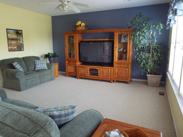 2922 Lundquist Dr, Aurora, IL 60503 photo 9