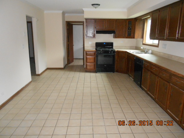 302 Maves Dr, Batavia, IL 60510 photo 9