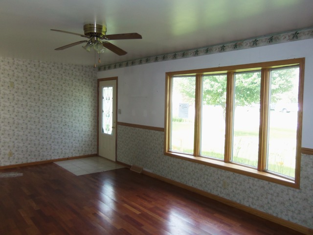 7024 Chicago Rd, Minooka, IL 60447 photo 5
