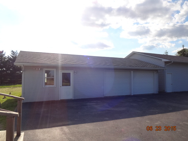 29428 S State Line Rd, Beecher, IL 60401 photo 9