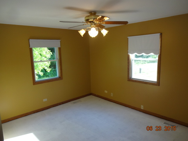 29428 S State Line Rd, Beecher, IL 60401 photo 4