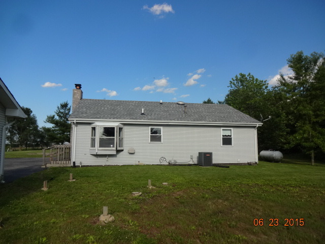29428 S State Line Rd, Beecher, IL 60401 photo 8