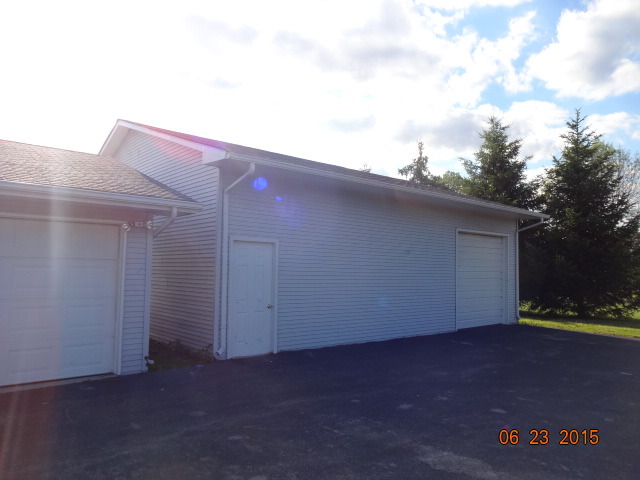 29428 S State Line Rd, Beecher, IL 60401 photo 11