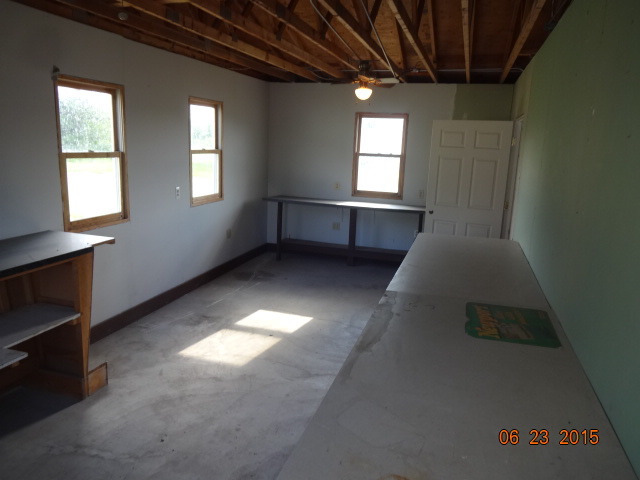 29428 S State Line Rd, Beecher, IL 60401 photo 10