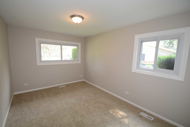 525 Colgate Ct, Hoffman Estates, IL 60169 photo 11