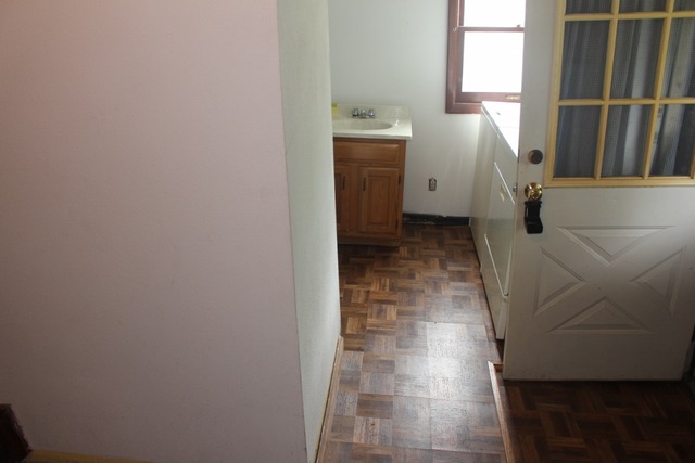 511 E 6th St, Belvidere, IL 61008 photo 8