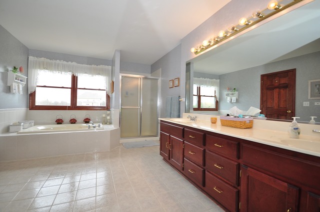 40 W708 Willowbrook Dr, Saint Charles, IL 60175 photo 15
