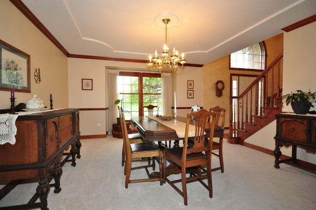 40 W708 Willowbrook Dr, Saint Charles, IL 60175 photo 9