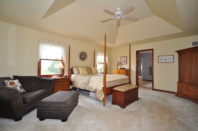 40 W708 Willowbrook Dr, Saint Charles, IL 60175 photo 13