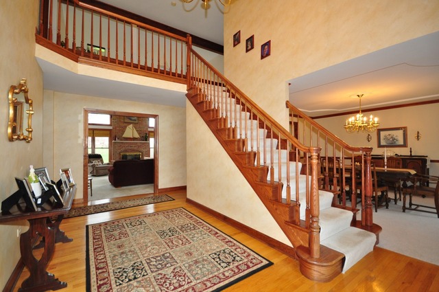 40 W708 Willowbrook Dr, Saint Charles, IL 60175 photo 1