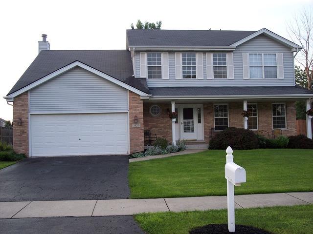 1429 Aspen Ln, Yorkville, IL 60560