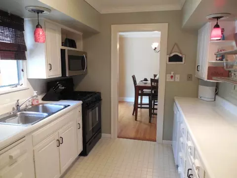 720 E Center St, Ottawa, IL 61350 photo 6