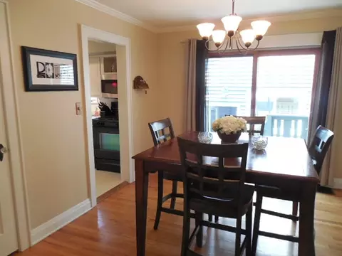 720 E Center St, Ottawa, IL 61350 photo 5