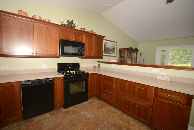335 Pearson Cir, Naperville, IL 60563 photo 5