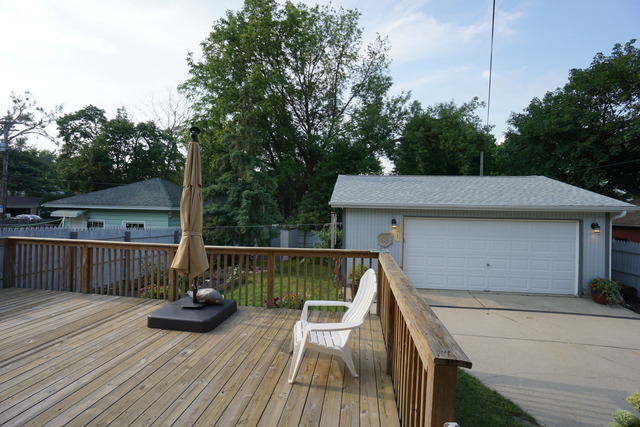 658 Slade Ave, Elgin, IL 60120 photo 15