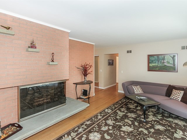 706 E Maple St, Lombard, IL 60148 photo 5