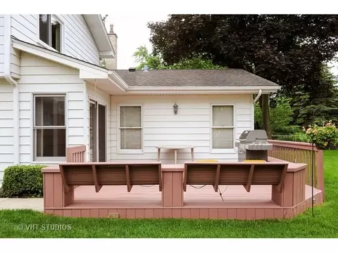 910 N Sumac Ln, Mount Prospect, IL 60056 photo 21