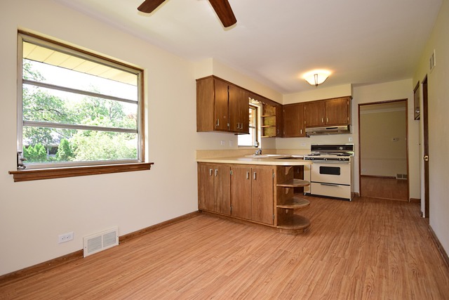 237 Blackhawk Rd, Riverside, IL 60546 photo 10