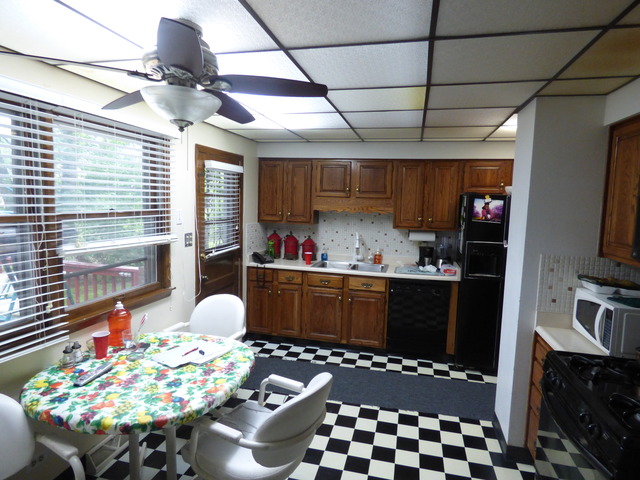 810 Carnation Ln, Matteson, IL 60443 photo 7