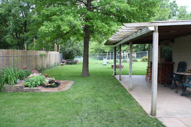 735 Washington Ave, Dixon, IL 61021 photo 16