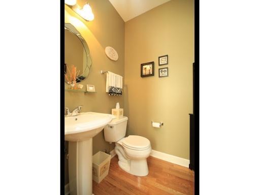397 Bradbury Ln, Bartlett, IL 60103 photo 12